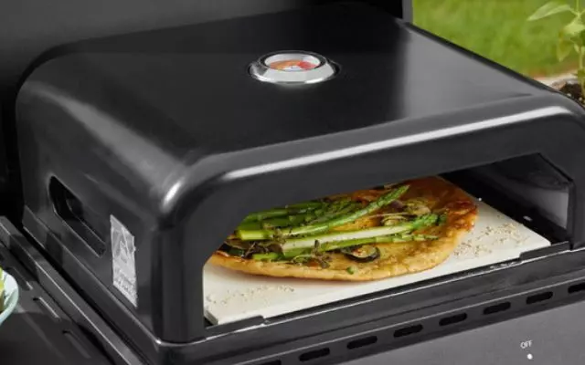 Four à pizza pour barbecue GrillMeister de Lidl